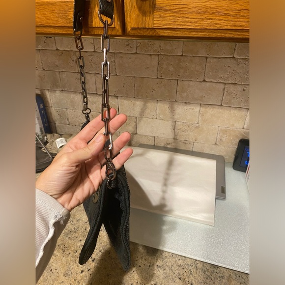 Tory Burch Large Reva Bag - Picture 4 of 12